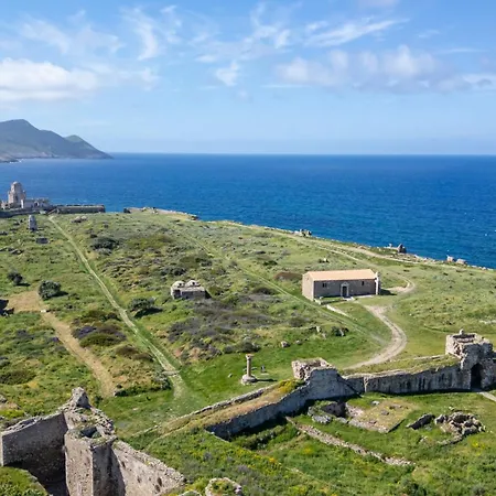 Mythos Suites-apollo Methoni (Messenia)